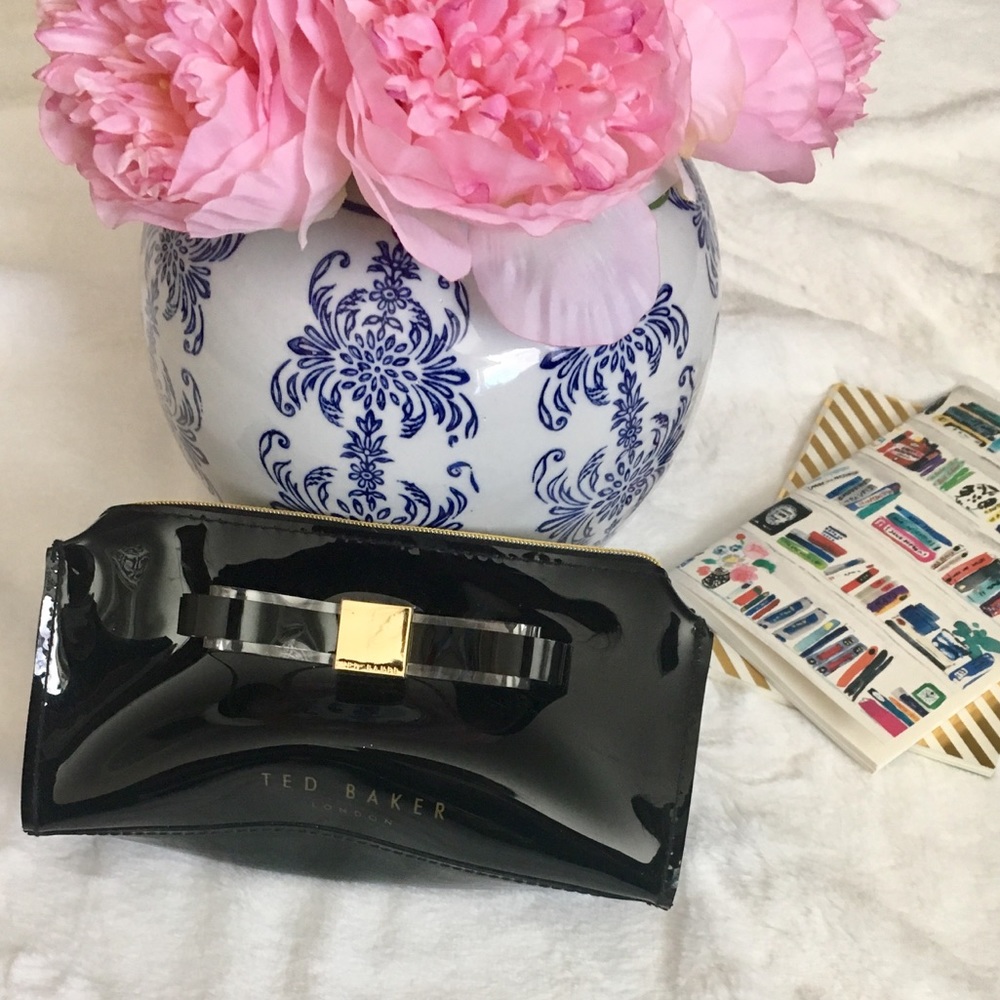 🌟HP🌟 NWOT Ted Baker PV Cosmetic Bag